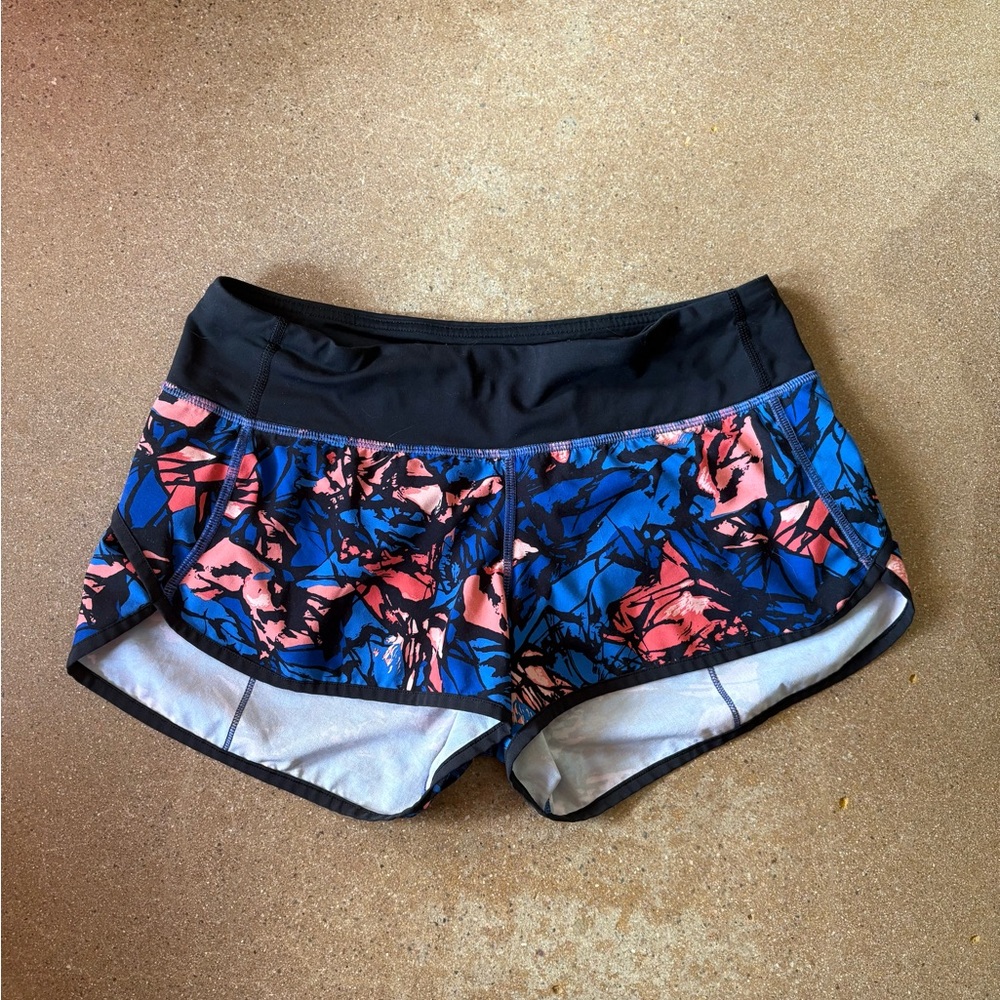 Lululemon Speed Up shorts low rise 2.5”
